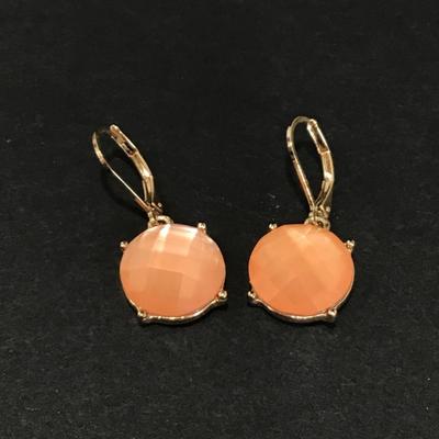 Beautiful, vintage, light peach, gold, toned statement, necklace