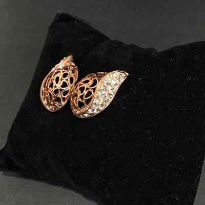 Gorgeous, 18 karat RGP statement earrings