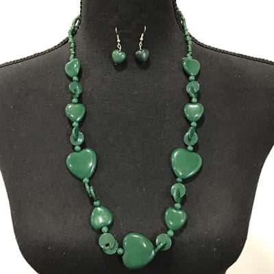 Dark green heart fashion, necklace, and earring set