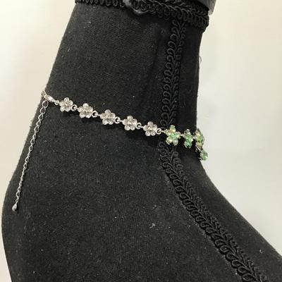 Gorgeous, vintage, lime, green rhinestone flower, choker necklace, and matching earrings set