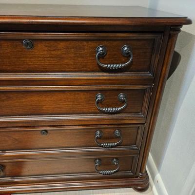 Sale Photo Thumbnail #38: Shenandoah Valley Furniture 2-Drawer Lateral File Cabinet, Dark Mocha

Dimensions: 30x36x21