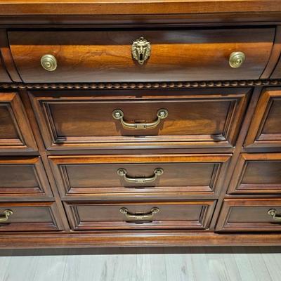 Sale Photo Thumbnail #50: 12-Drawer Lineage Cherry Finish Classical Style Dresser

Dimensions: 37x68x20