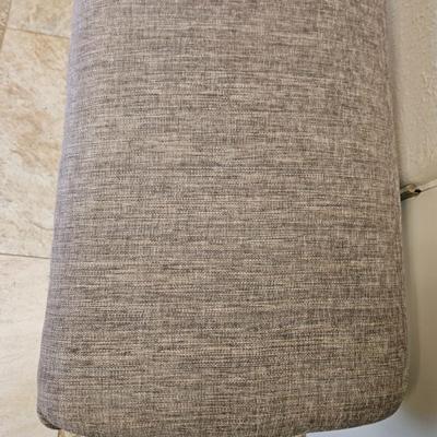 Sale Photo Thumbnail #71: Custom Covered French Provincial Vanity Stool

Dimensions: 18x24x16
Damage: Normal wear