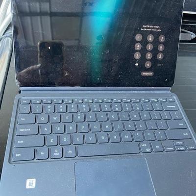 Sale Photo Thumbnail #116: Samsung tablet and keyboard