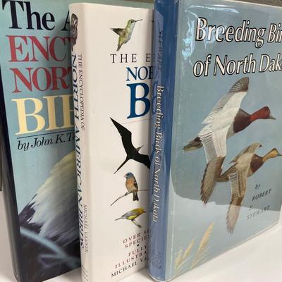 Sale Photo Thumbnail #220: Hardcover books of birds