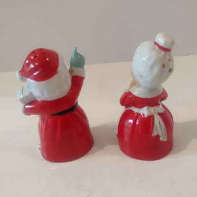 Vintage Japanese Ceramic Mr. and Mrs. Santa Clause Salt and Pepper Shakers