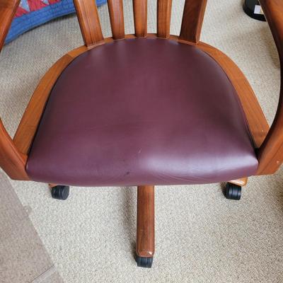 Gunlocke Wood and Leather Office Chair (BR1-EL)
