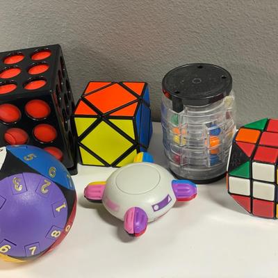 Sale Photo Thumbnail #247: Puzzle games