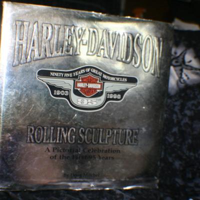 Harley Davidson Rolling Sculpture 95 Years of Great Motorcycles