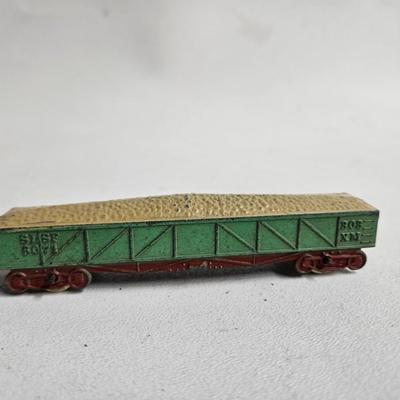 Sale Photo Thumbnail #278: DM73. Lot of Tootsie Toy Trains

Dimensions: Creamer – 3x4x2, Sugar – 3x6x2.5
Damage: Normal wear