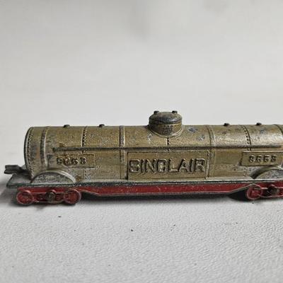 Sale Photo Thumbnail #277: DM73. Lot of Tootsie Toy Trains

Dimensions: Creamer – 3x4x2, Sugar – 3x6x2.5
Damage: Normal wear