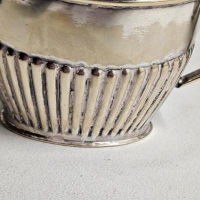 Sale Photo Thumbnail #291: DM74. Antique Sterling Silver Queen Anne Creamer & Sugar Bowl

Dimensions: Creamer – 3x4x2, Sugar – 3x6x2.5
Damage: Normal wear