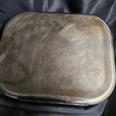 Sale Photo Thumbnail #372: Cuisinart Chef’s Classic Stainless 16-inch Roasting Pan

Dimensions: 17.5x14x3
Damage: Normal wear