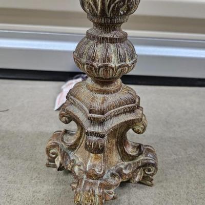 Sale Photo Thumbnail #465: Antique Baroque Style, Wooden Candlestick Holder Table Lamp with Shade 

Dimensions: With Shade – 26x12x12
Damage: Normal wear