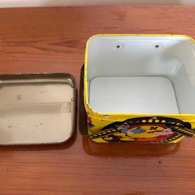 Vintage 1980 PAC-MAN Lunch Box