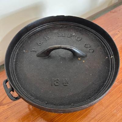 Wagner Dutch Oven