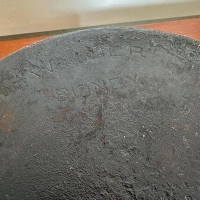 Wagner Dutch Oven