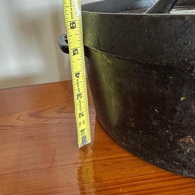 Wagner Dutch Oven