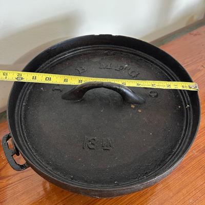 Wagner Dutch Oven