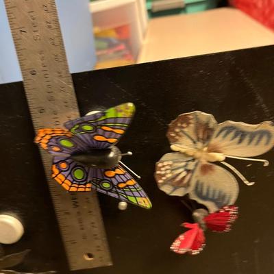 Sale Photo Thumbnail #747: Beautiful dimensional butterfly magnets, 3 in total
