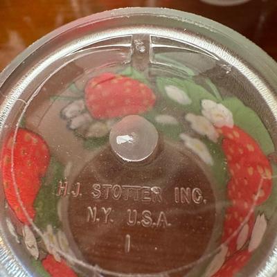 Stotter Strawberry Plastic Cups with Original Boxes