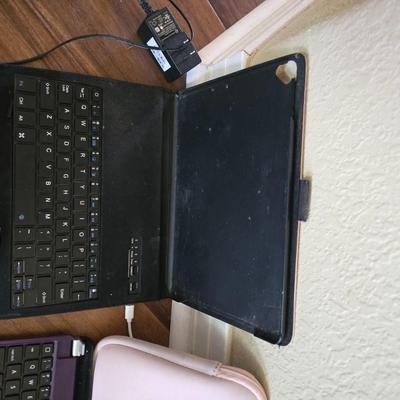 Mixed Electronics & Accessories Lot – Chargers, Keyboards, Tablet Gear & More