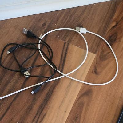 Mixed Electronics & Accessories Lot – Chargers, Keyboards, Tablet Gear & More