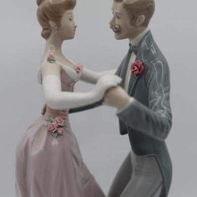 Lladro Figurine "Anniversary Waltz"