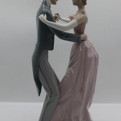 Lladro Figurine "Anniversary Waltz"