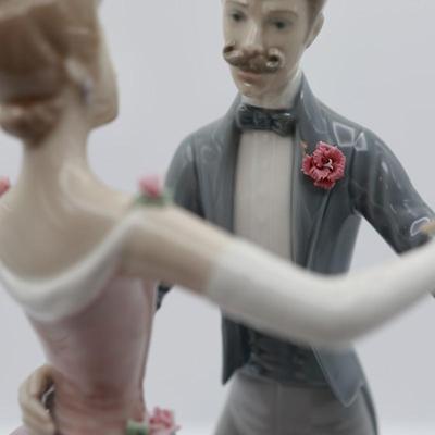 Lladro Figurine "Anniversary Waltz"