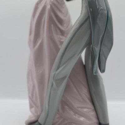 Lladro Figurine "Anniversary Waltz"