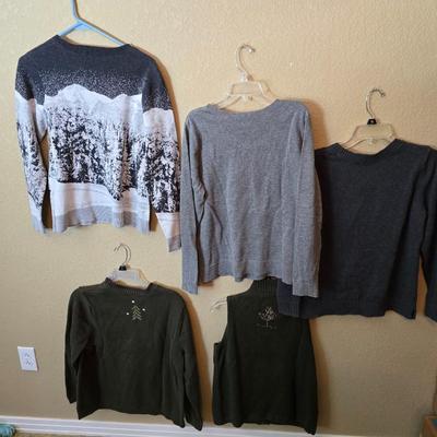 Christopher & Banks / CJ Banks Holiday & Winter Sweaters – Size Small/X – Lot of 5