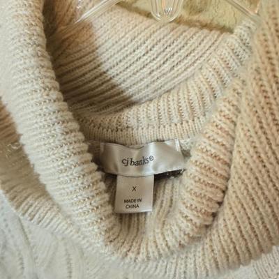 Christopher & Banks / CJ Banks Women’s Sweaters & Tops – Size L & X – Lot of 4