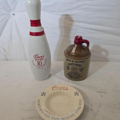 Vintage Advertising bottle Lot – Beam’s Bottle Pin, Platte Valley Jug, Coors ashtray / Dish