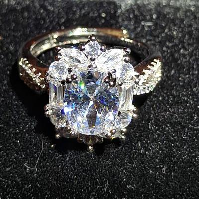 Fashion Ring