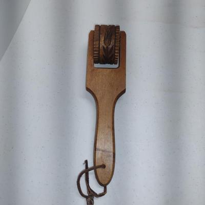 Collection of Vintage Home Decor- Chalkware Hook, Milk Bottle, Cookie Roller