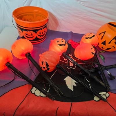 Lot of Halloween Jack-O'-Lantern Decor – Light-Up Pumpkins, Buckets & More!