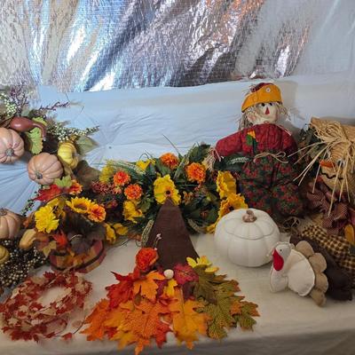 Fall Harvest Decor Lot – Pumpkins, Wreaths, Scarecrow, Garlands & More!
