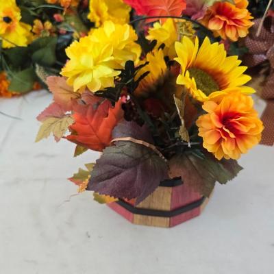 Fall Harvest Decor Lot – Pumpkins, Wreaths, Scarecrow, Garlands & More!