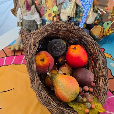 Thanksgiving & Harvest Decor Lot – Scarecrows, Faux Fruit, Pumpkin Alley Sign, & More!