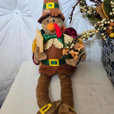 Thanksgiving Decor Lot – Gurley Candles, Animated Plush Turkey, Faux Fruit, Linens Gurley Candle turkeys