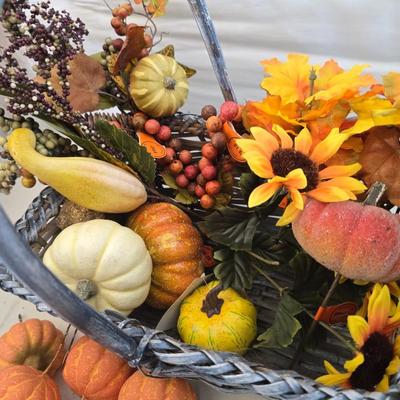 Thanksgiving Decor Lot – Gurley Candles, Animated Plush Turkey, Faux Fruit, Linens Gurley Candle turkeys