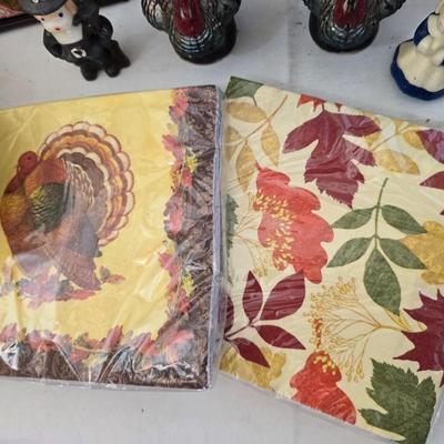 Thanksgiving Decor Lot – Gurley Candles, Animated Plush Turkey, Faux Fruit, Linens Gurley Candle turkeys