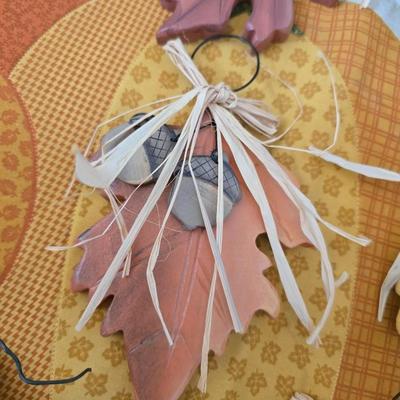 Fall Entryway & Tabletop Decor Lot – Wreaths, Pumpkins, Scarecrow & More