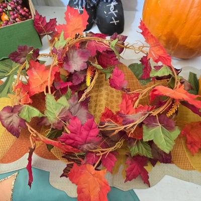 Fall Entryway & Tabletop Decor Lot – Wreaths, Pumpkins, Scarecrow & More