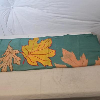 Fall Entryway & Tabletop Decor Lot – Wreaths, Pumpkins, Scarecrow & More