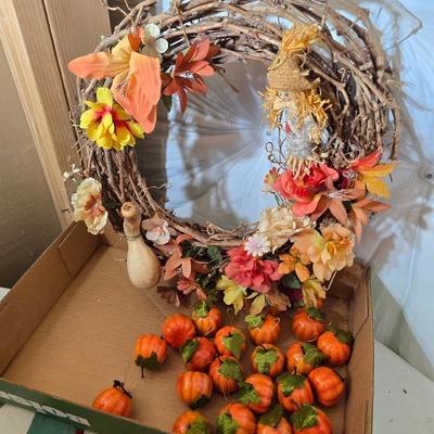 Fall Entryway & Tabletop Decor Lot – Wreaths, Pumpkins, Scarecrow & More