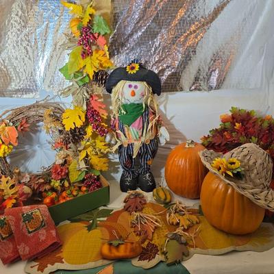 Fall Entryway & Tabletop Decor Lot – Wreaths, Pumpkins, Scarecrow & More