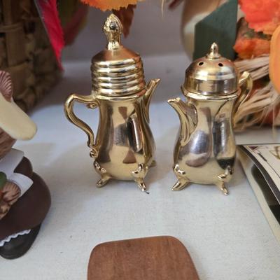 Thanksgiving & Autumn Decor + Candle & Incense Assortment – Mixed Lot