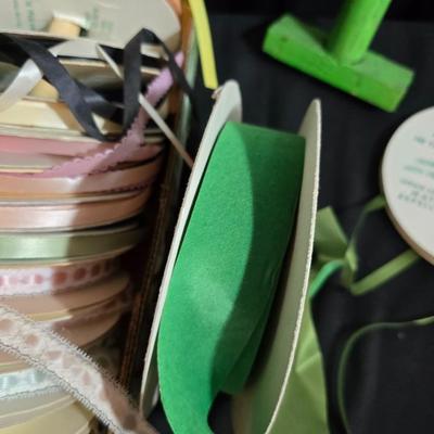 Large Ribbon Lot – Satin, Grosgrain, Lace & Curling Ribbon + Display Stand (40+ Spools!)